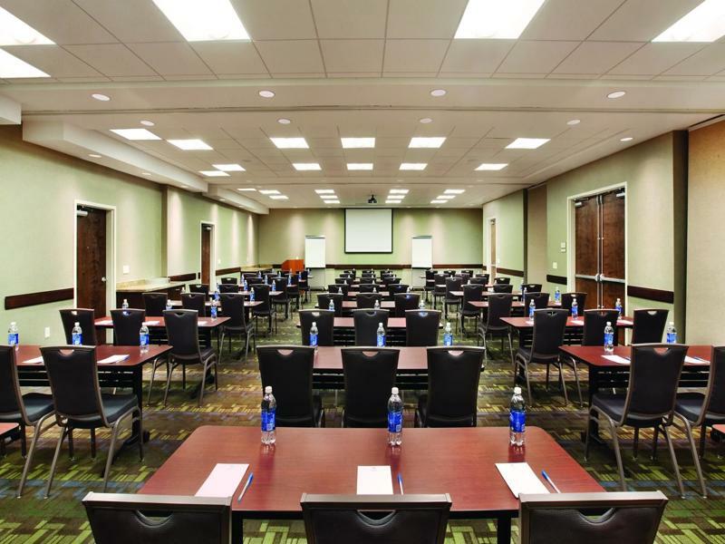 Hyatt House Salt City/sandy 3*